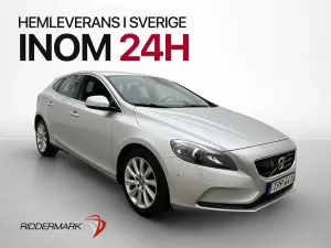 Volvo V40 2015