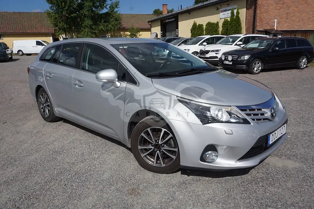 Toyota Avensis 2014