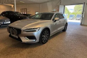 Volvo V60 2022
