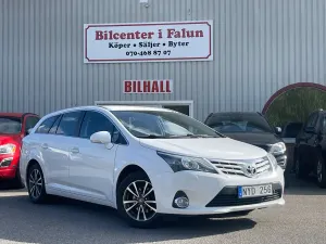 Toyota Avensis 2013