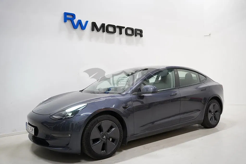 Tesla Model 3 2023