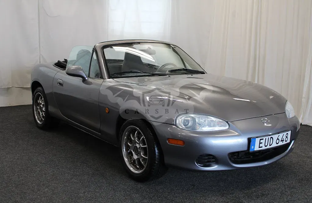 Mazda MX-5 (Miata) 2004