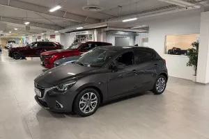 Mazda 2 2017