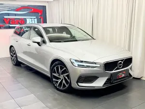 Volvo V60 2020