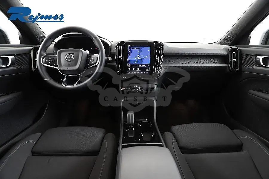 Volvo XC40 2023