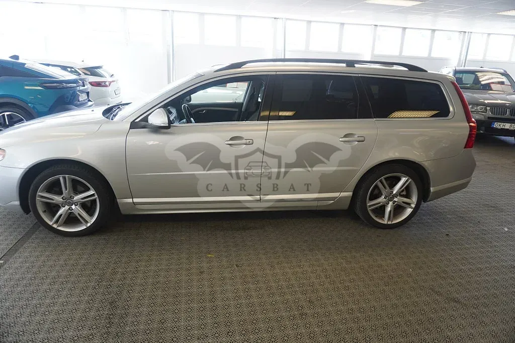Volvo V70 2012
