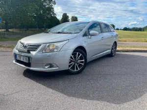 Toyota Avensis 2011