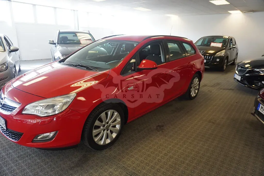Opel Astra 2011