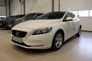 Volvo V40 2015
