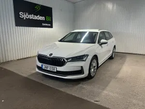 Skoda Superb 2025