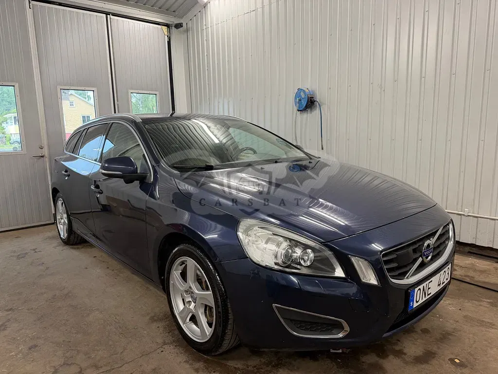 Volvo V60 2011