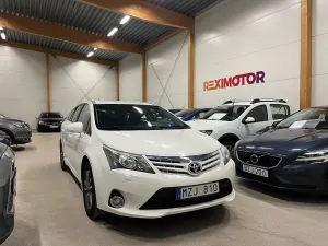 Toyota Avensis 2012