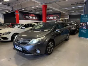 Toyota Avensis 2013