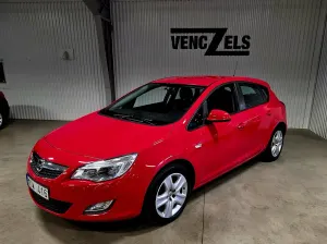 Opel Astra 2012