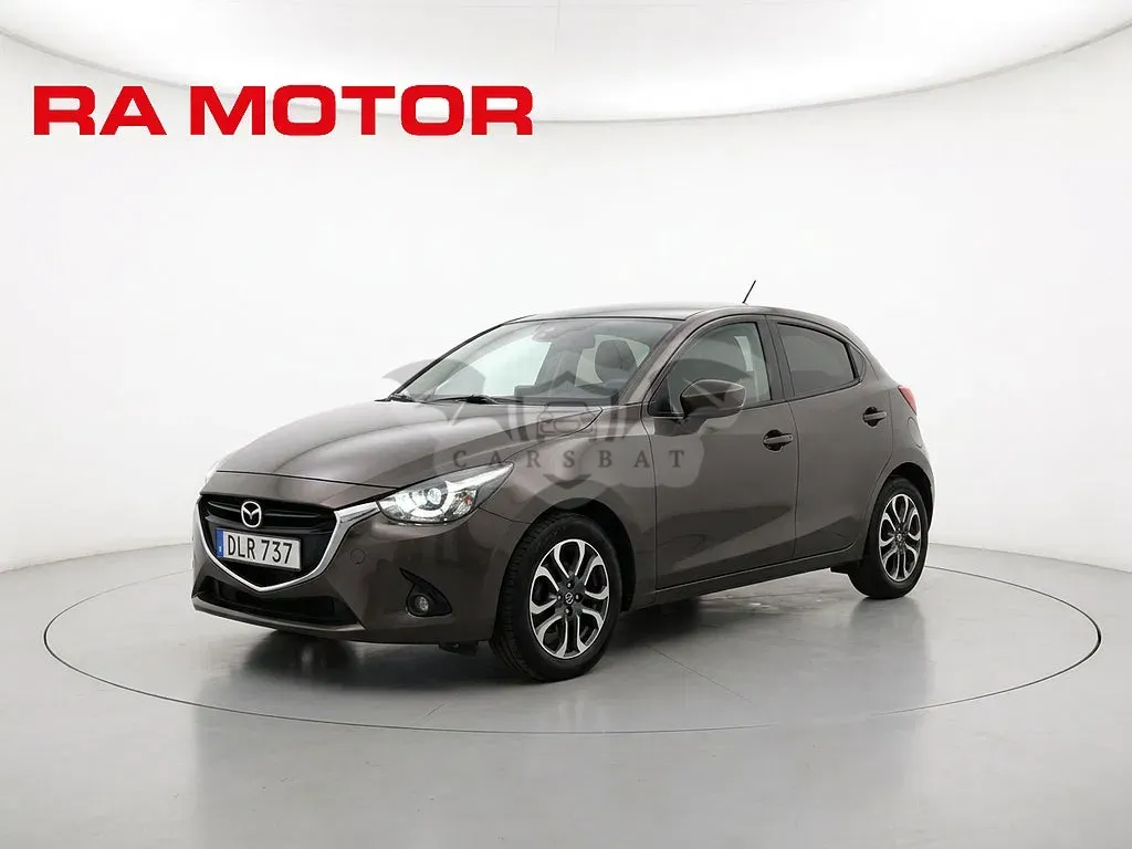 Mazda 2 2015