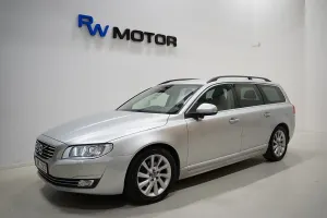 Volvo V70 2015