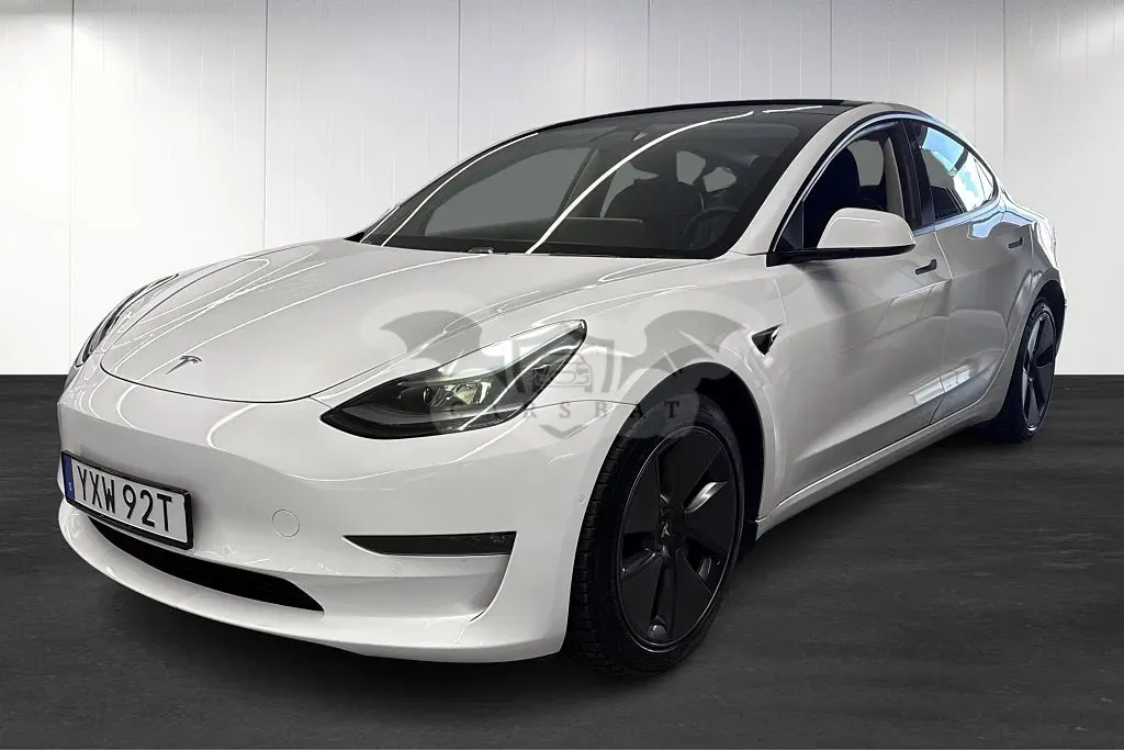 Tesla Model 3 2021