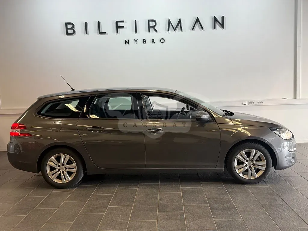 Peugeot 308 2016
