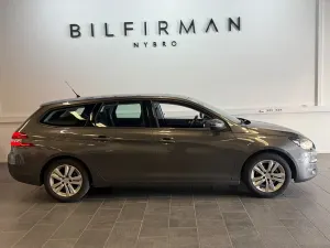 Peugeot 308 2016