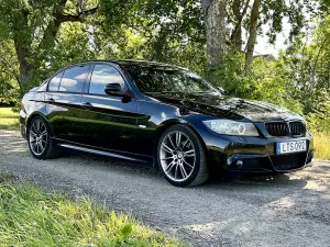 BMW 3 Series 2011