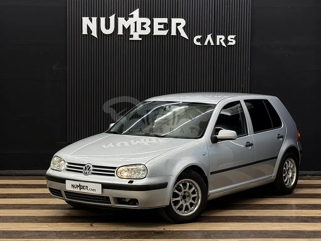 Volkswagen Golf 2002