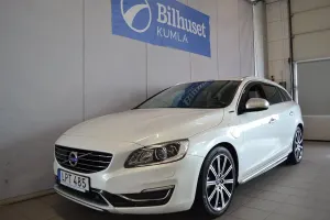 Volvo V60 2015
