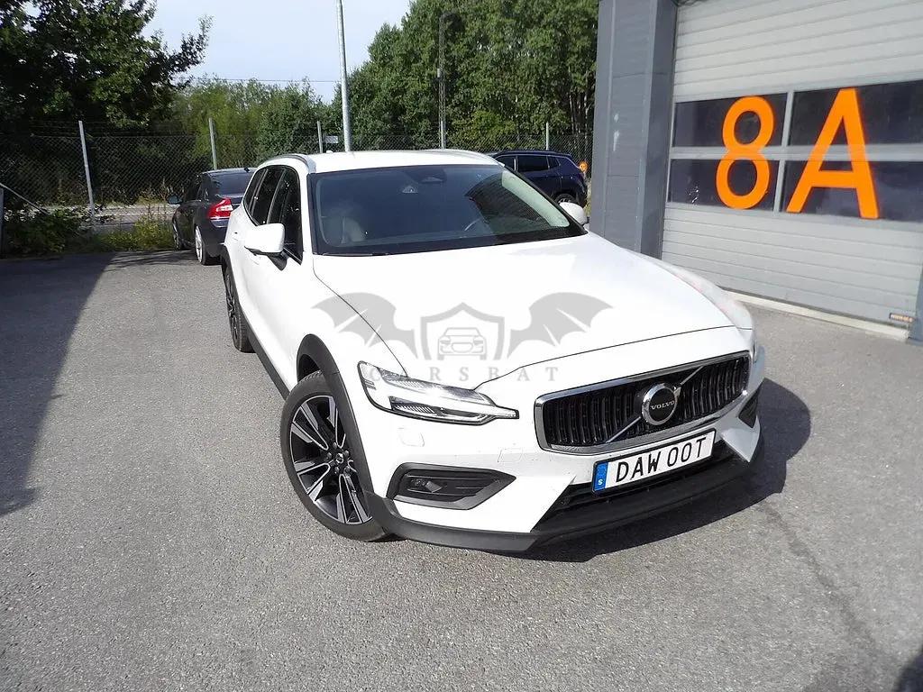 Volvo V60 2023