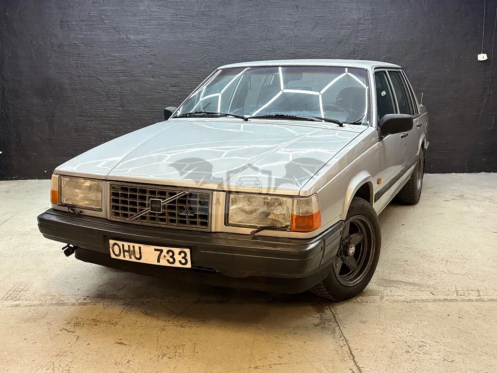 Volvo 740 1990