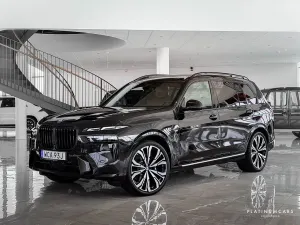 BMW X7 2025