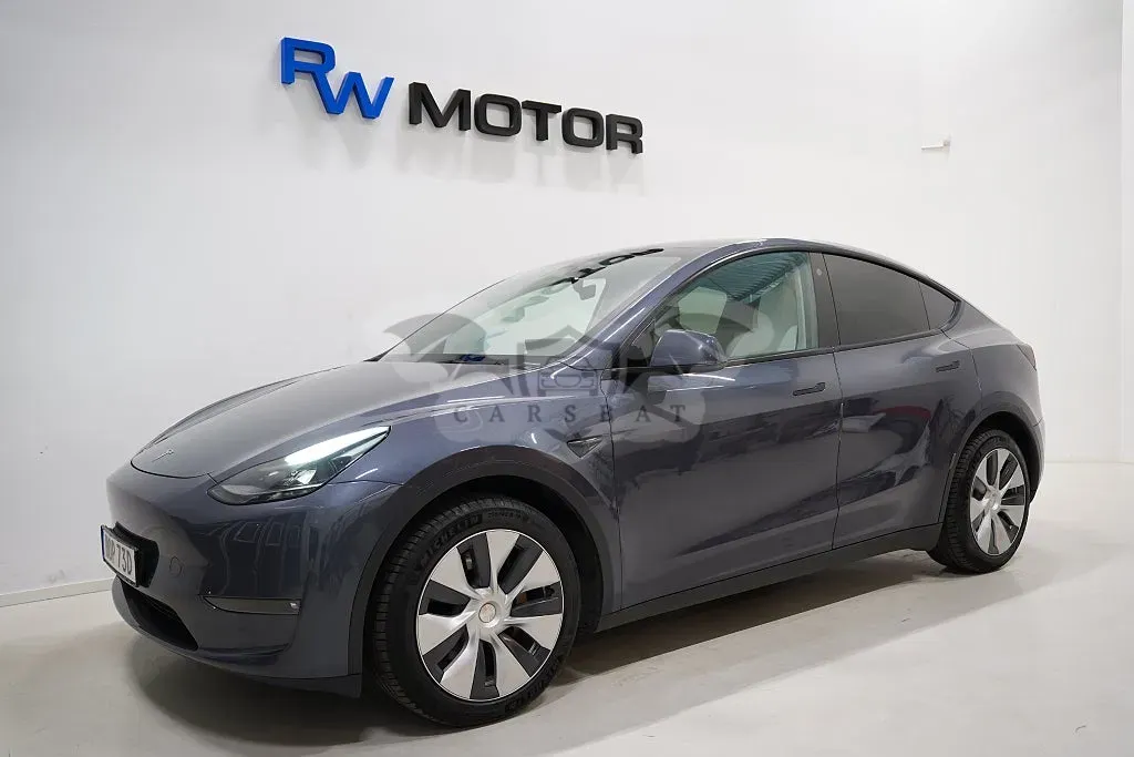Tesla Model Y 2021