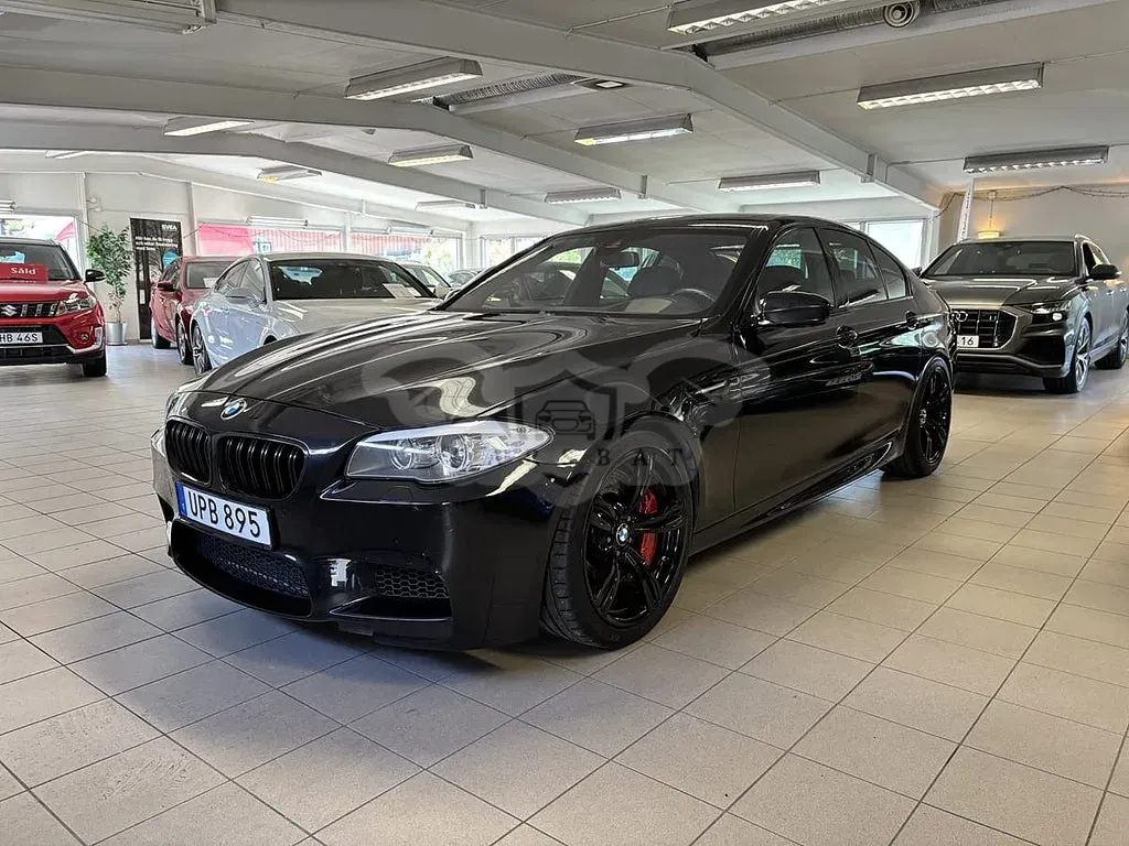 BMW M5 2013