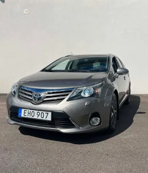 Toyota Avensis 2014