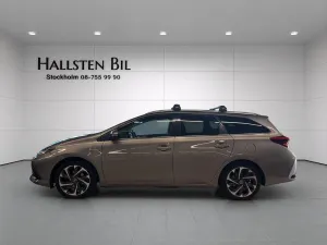 Toyota Auris 2015