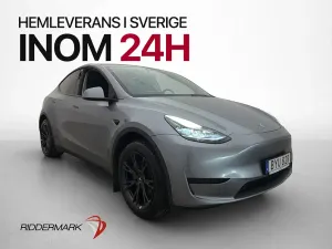 Tesla Model Y 2025