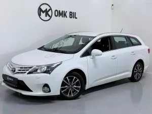 Toyota Avensis 2013