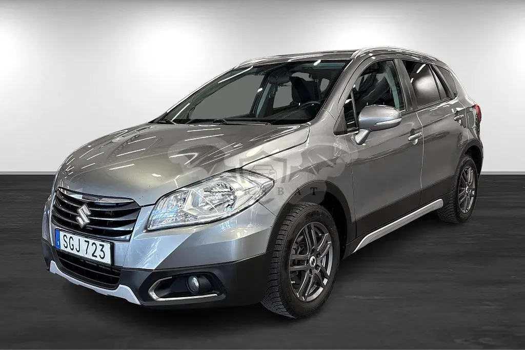 Suzuki S-Cross 2015