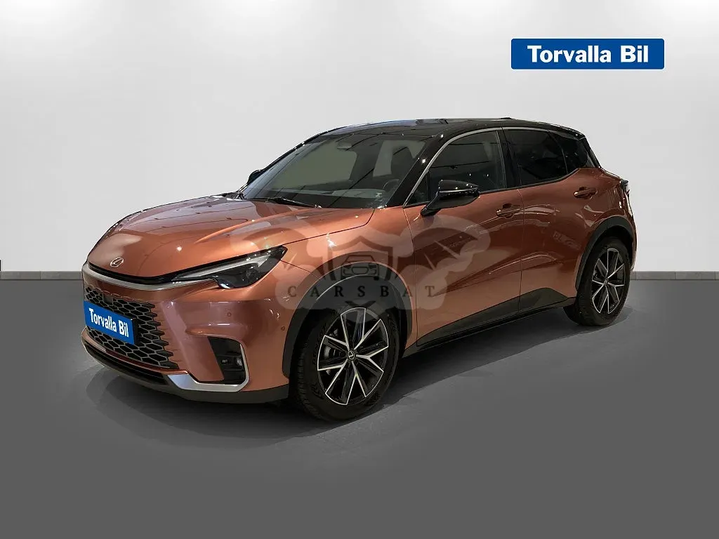 Lexus LBX 2025