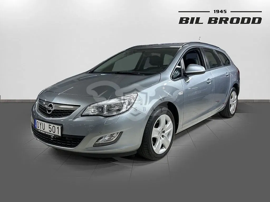 Opel Astra 2012