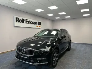 Volvo XC60 2025