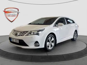 Toyota Avensis 2013