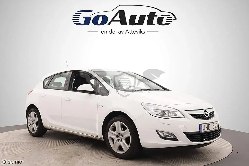 Opel Astra 2011