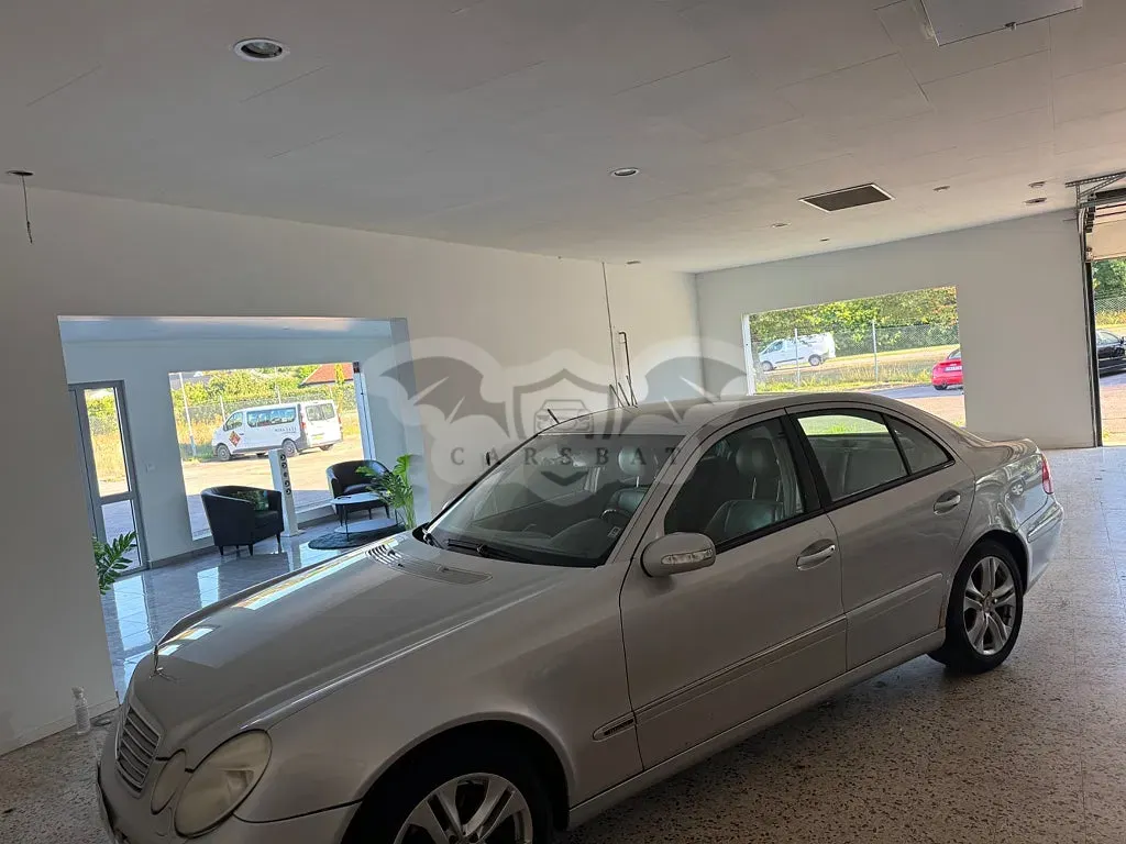 Mercedes-Benz E 2004