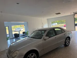 Mercedes-Benz E 2004