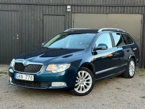 Skoda Superb 2012
