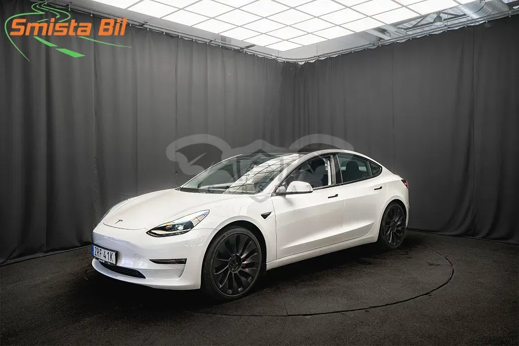 Tesla Model 3 2021