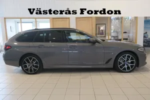 BMW 5 Series 530e 2022