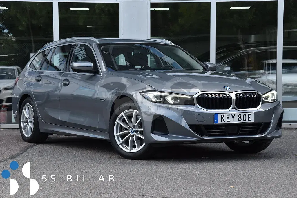 BMW 3 Series 330e 2023