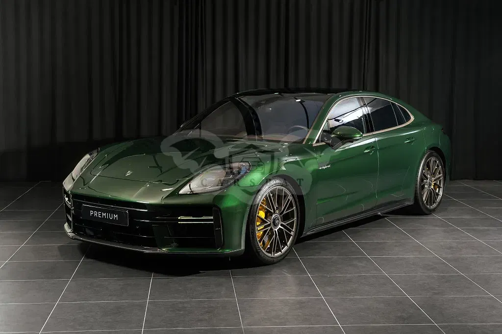 Porsche Panamera 2025