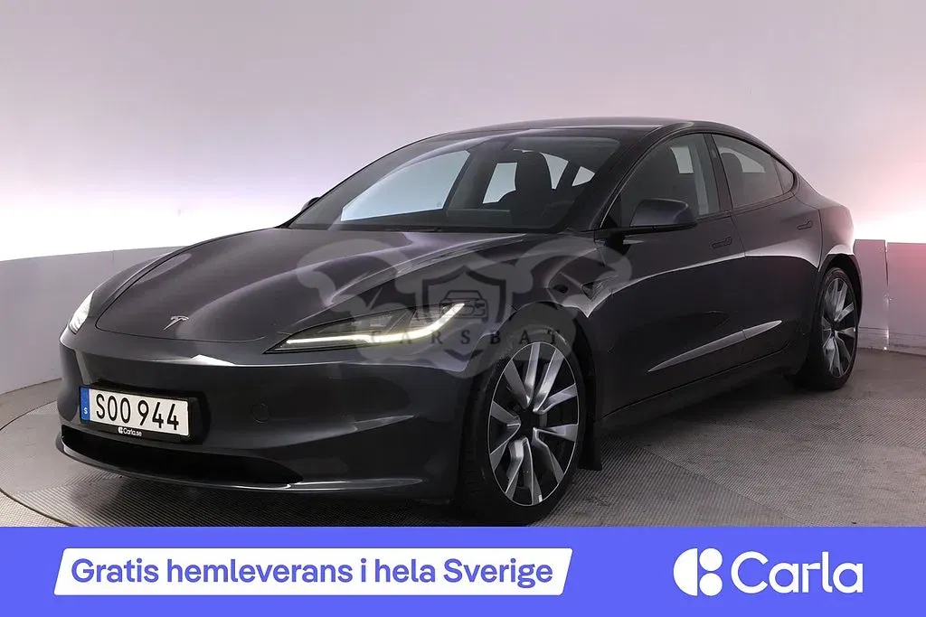 Tesla Model 3 2024
