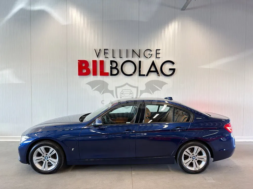 BMW 3 Series 330e 2018